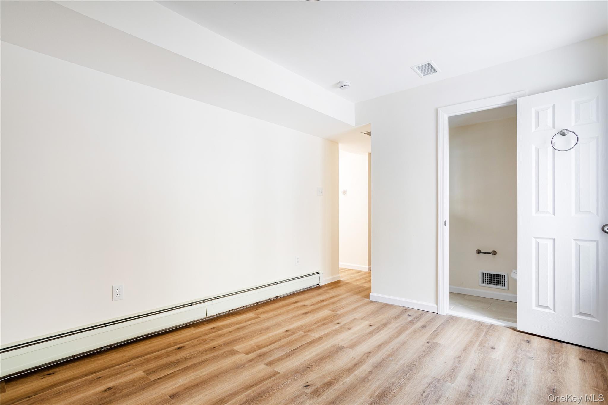 491 Ilyssa Way, Staten Island, NY 10312