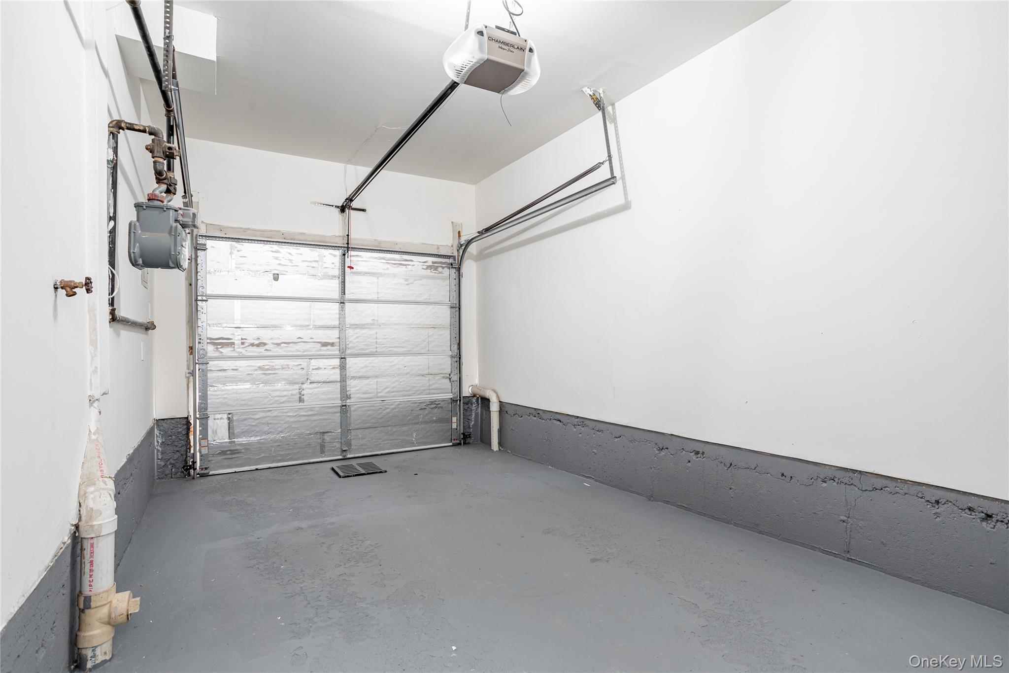 491 Ilyssa Way, Staten Island, NY 10312