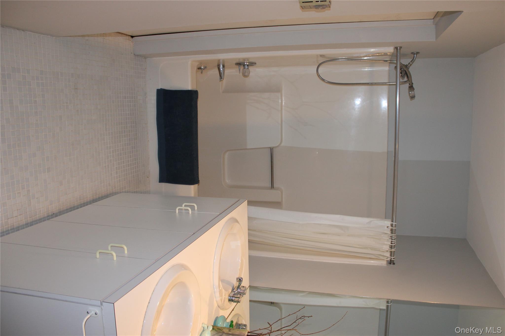 41 W Delaware Place, Smallwood, NY 12778