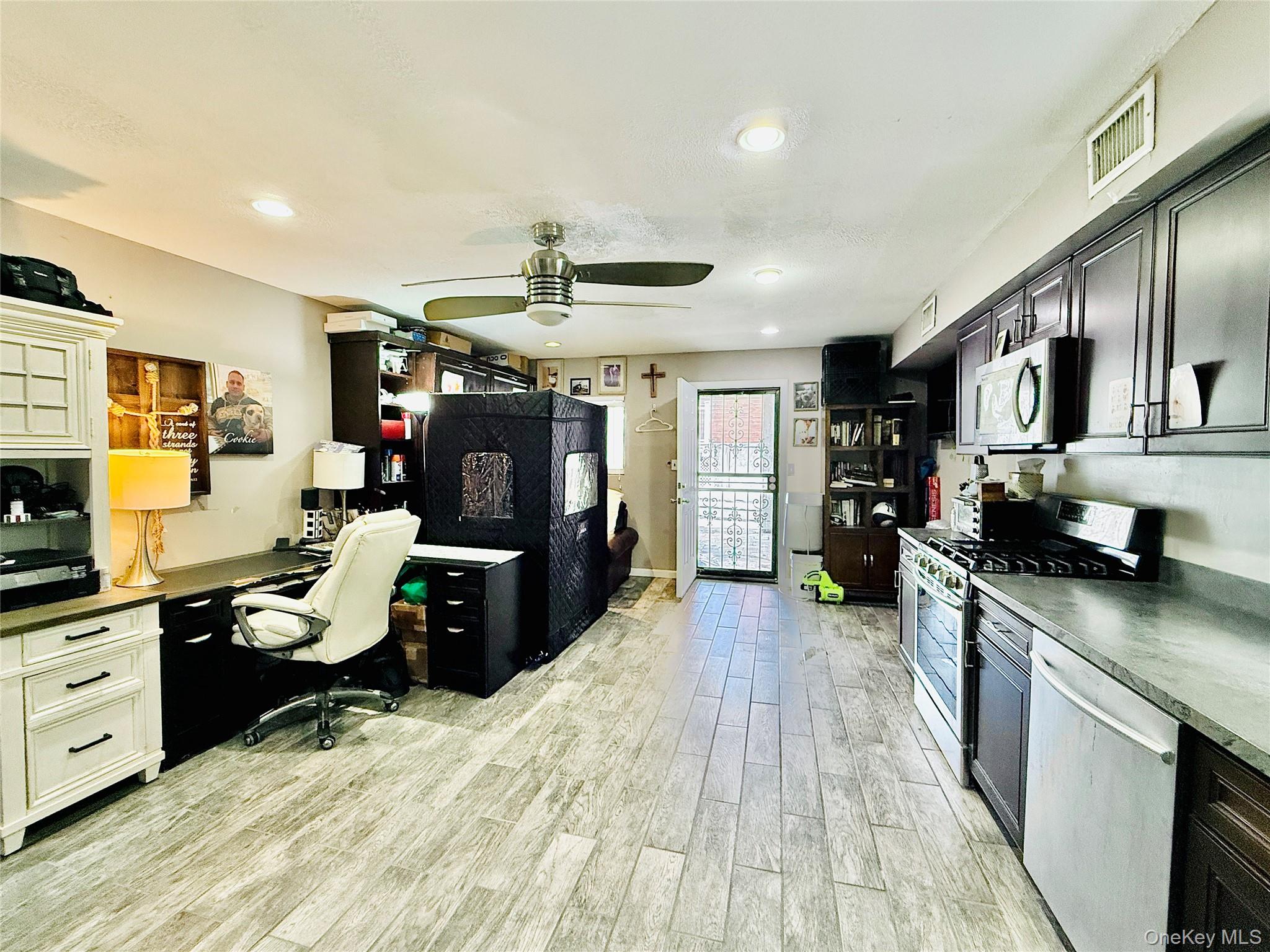 1663 Waring Avenue, Bronx, NY 10469