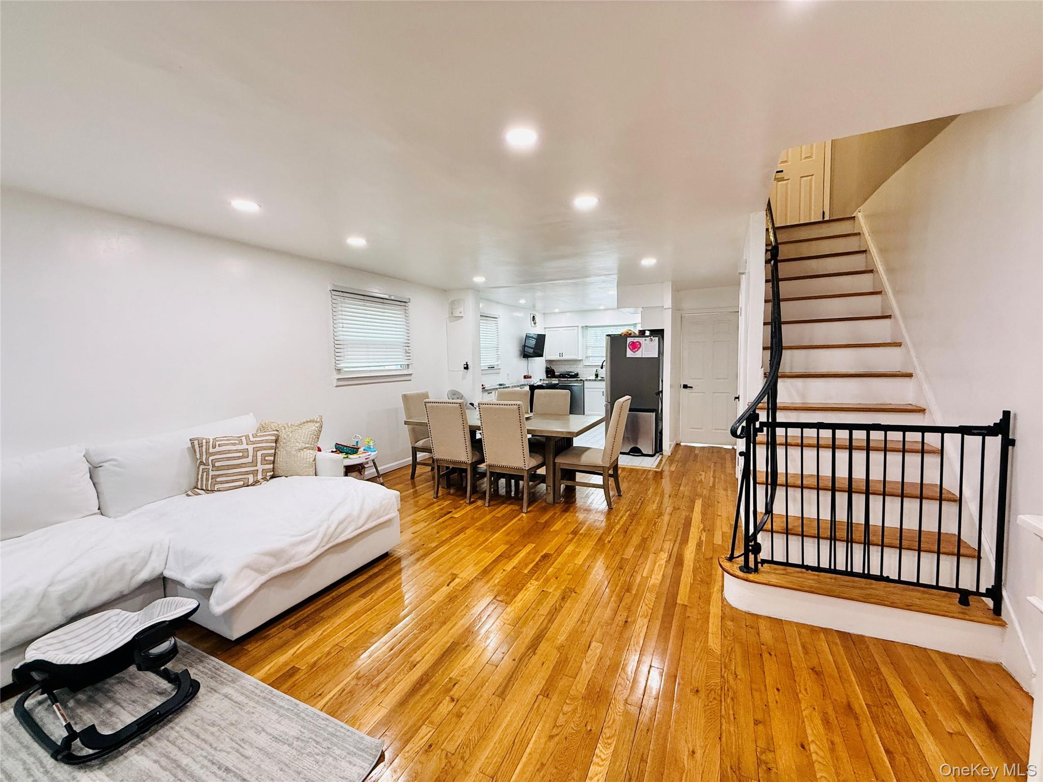 1663 Waring Avenue, Bronx, NY 10469