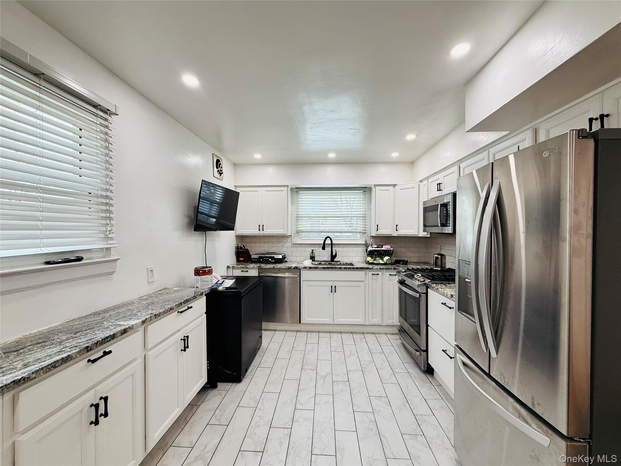 1663 Waring Avenue, Bronx, NY 10469