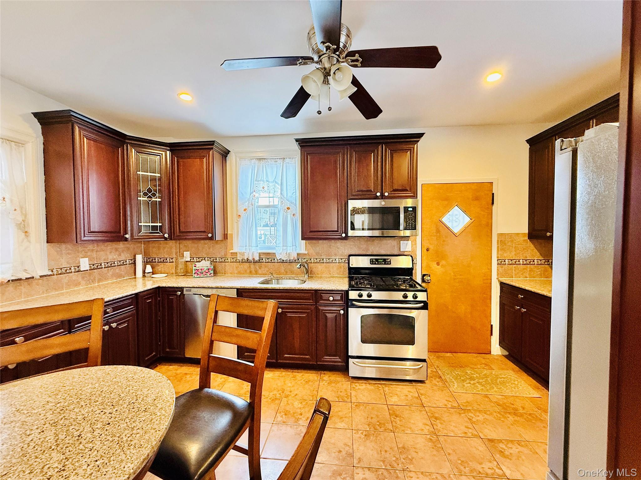 1813 Willow Lane, Bronx, NY 10461