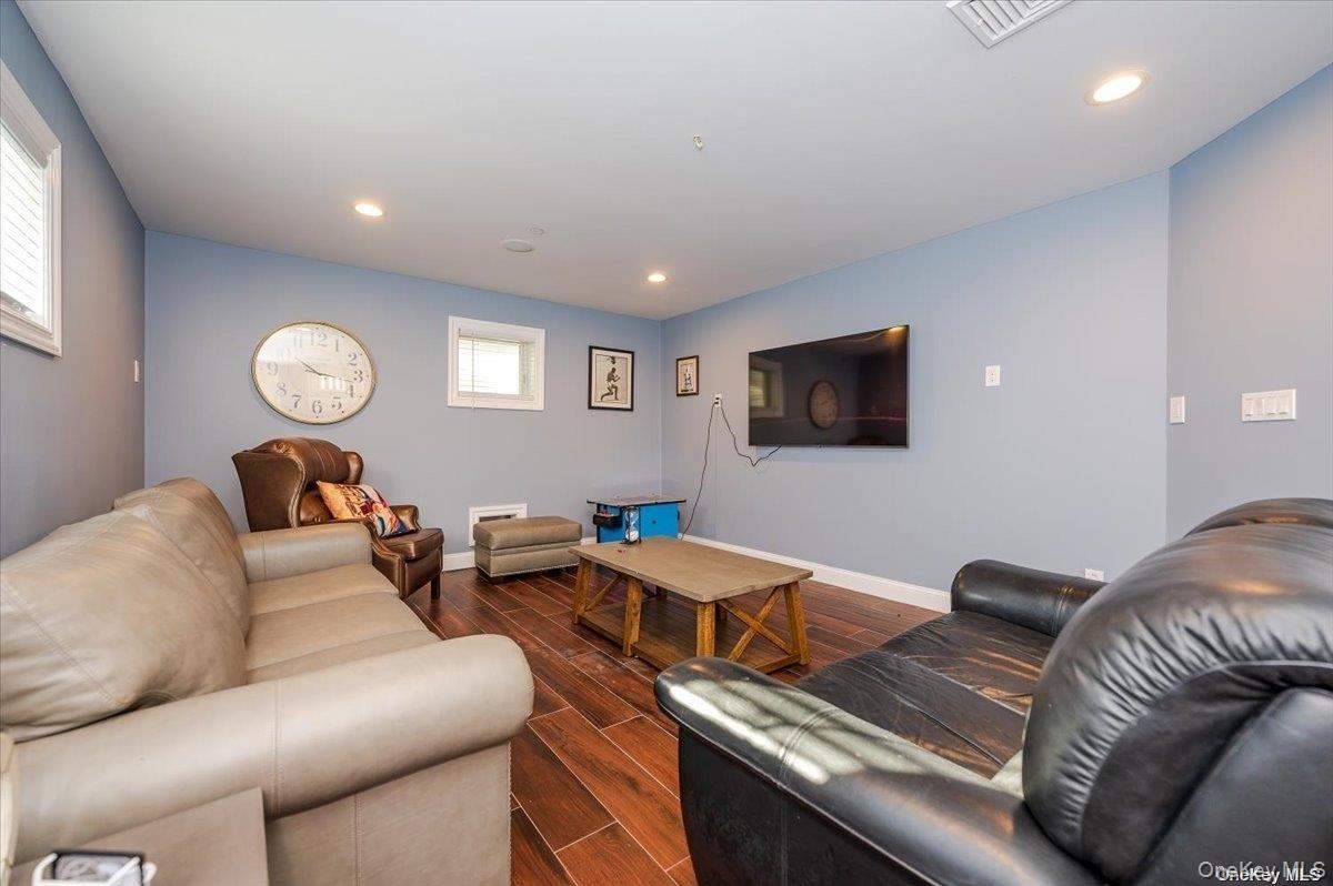 206 Grand Boulevard, Long Beach, NY 11561