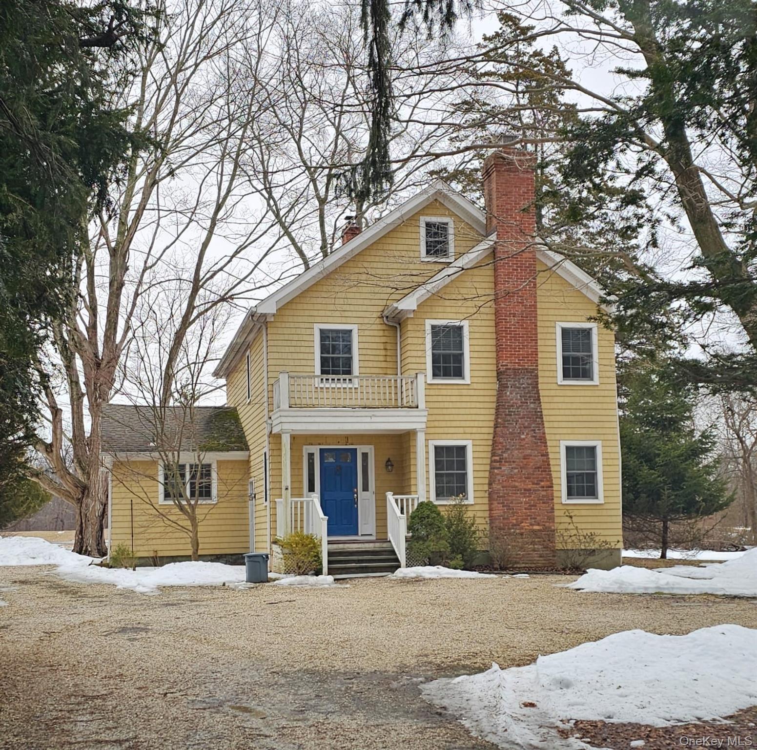 4 Lloyd Point Drive, Lloyd Harbor, NY 11743