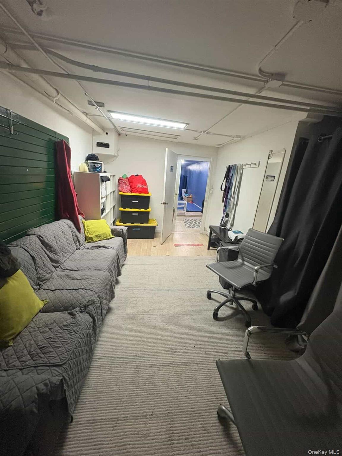 80-22 Northern Boulevard, Jackson Heights, NY 11372