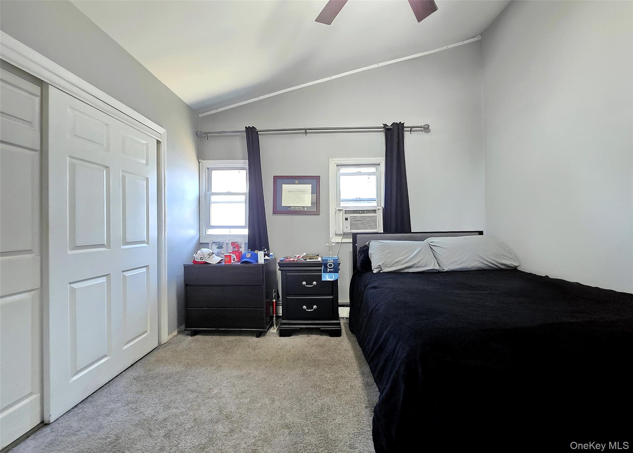 5 South Lane, Levittown, NY 11756