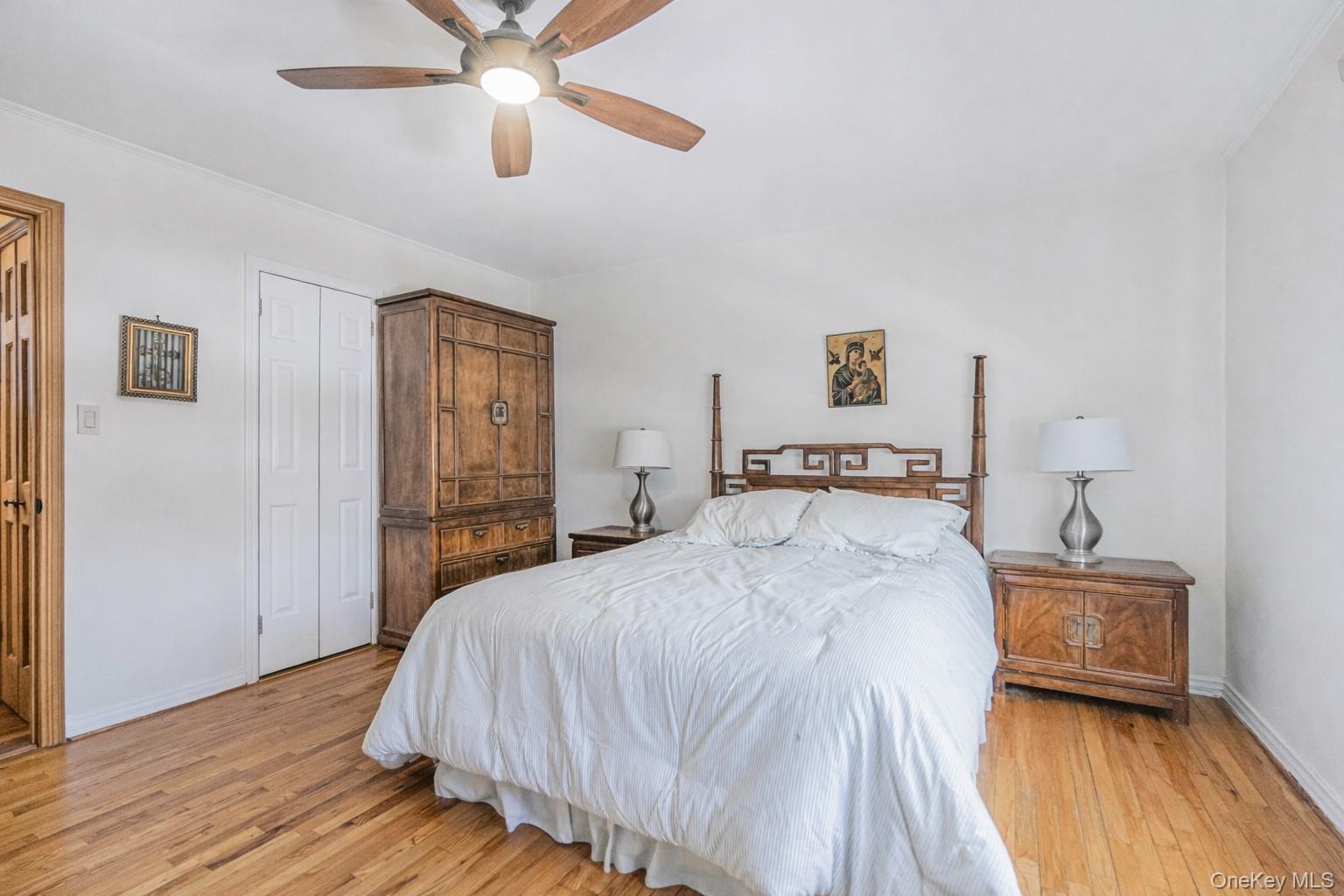 8886 16th Avenue, Brooklyn, NY 11214