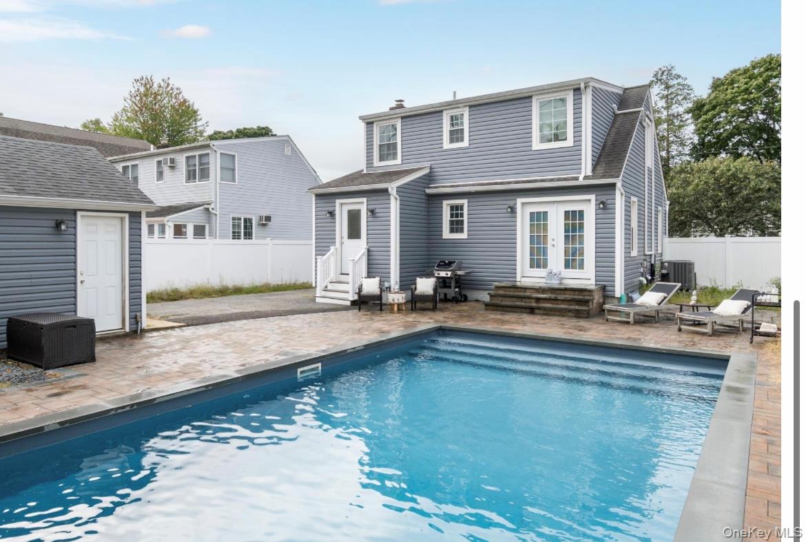 132 Webster Street, Merrick, NY 11566