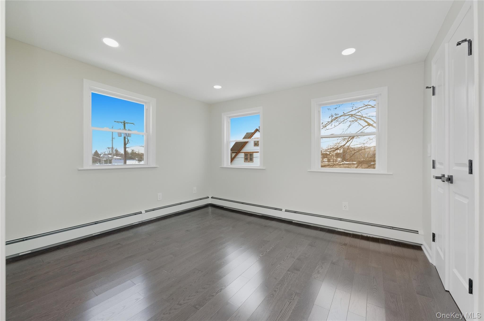 120 Maple Avenue # 2nd FLOOR, Cedarhurst, NY 11516