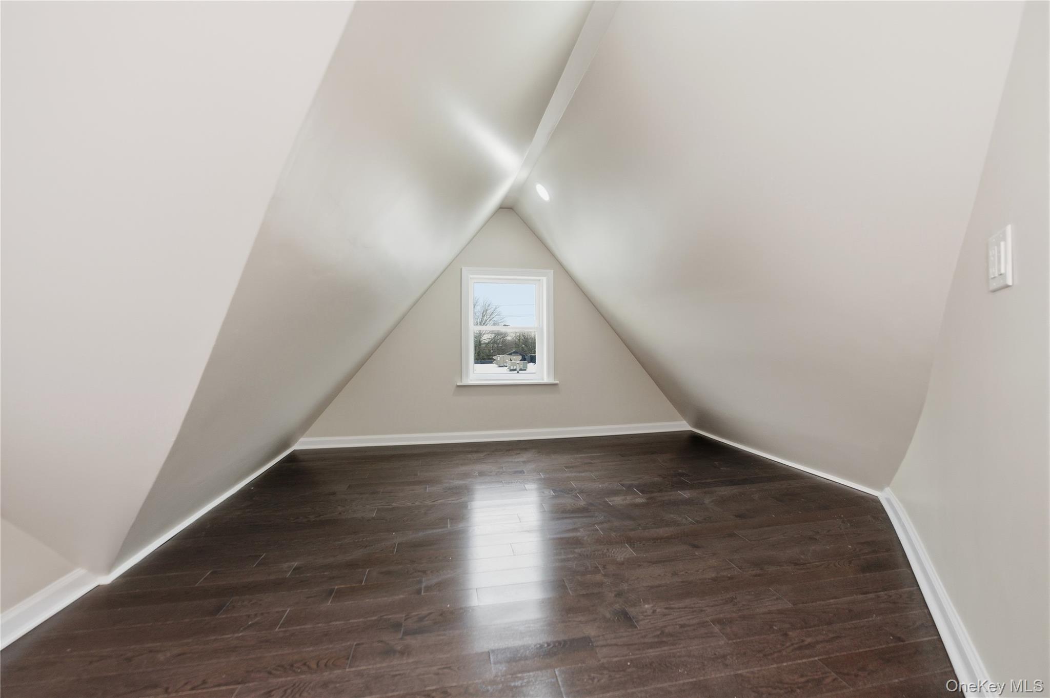 120 Maple Avenue # 2nd FLOOR, Cedarhurst, NY 11516