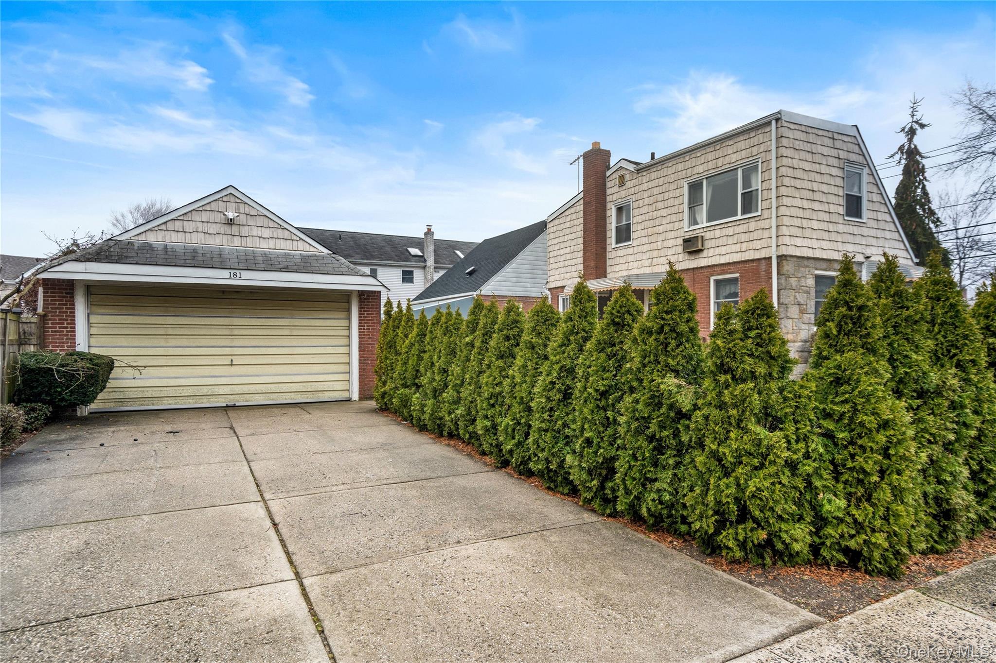 181 Monroe Street, Franklin Square, NY 11010