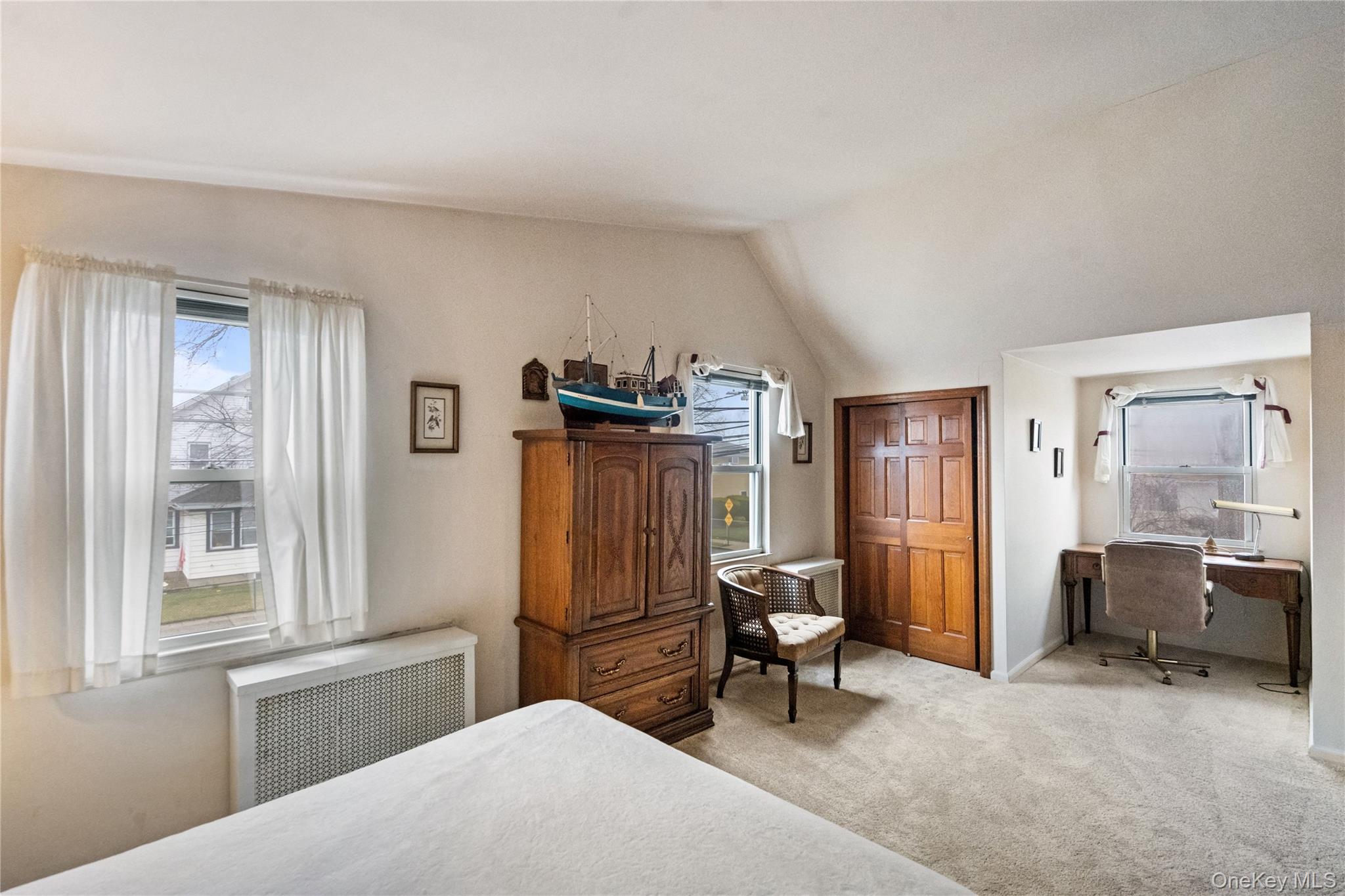 181 Monroe Street, Franklin Square, NY 11010