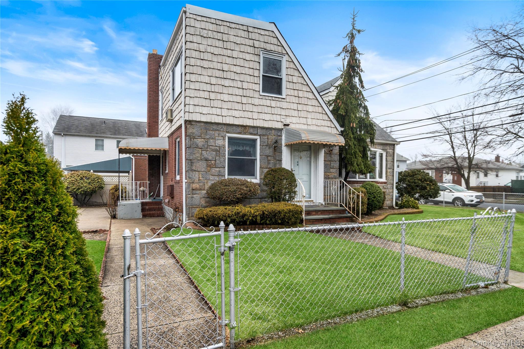 181 Monroe Street, Franklin Square, NY 11010