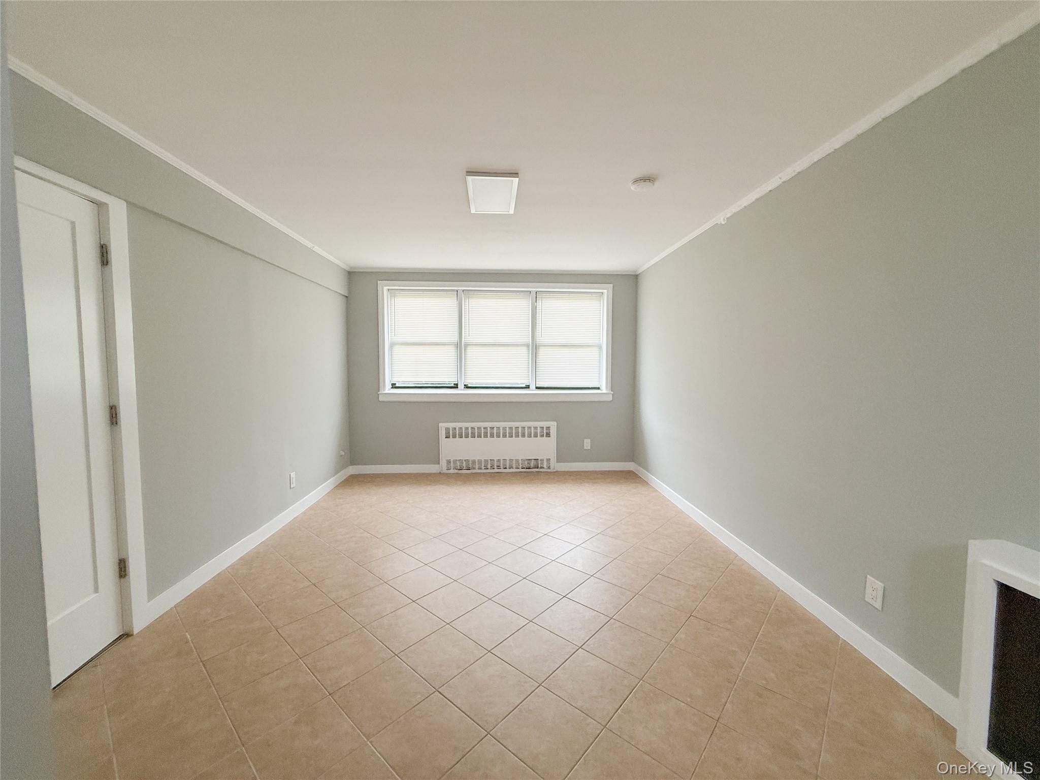 302 E Broadway # A, Long Beach, NY 11561