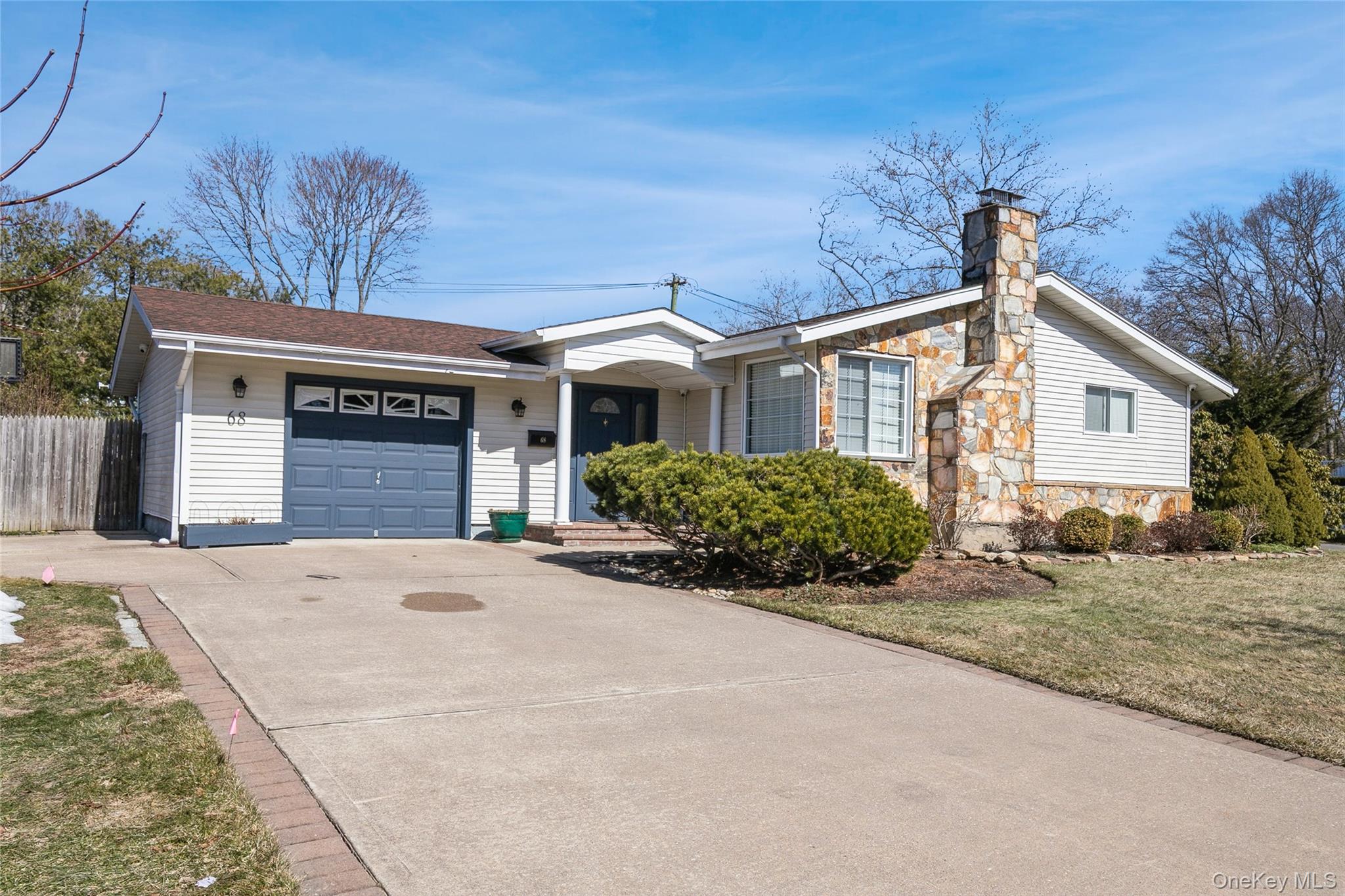 68 Lauren Avenue, Dix Hills, NY 11746