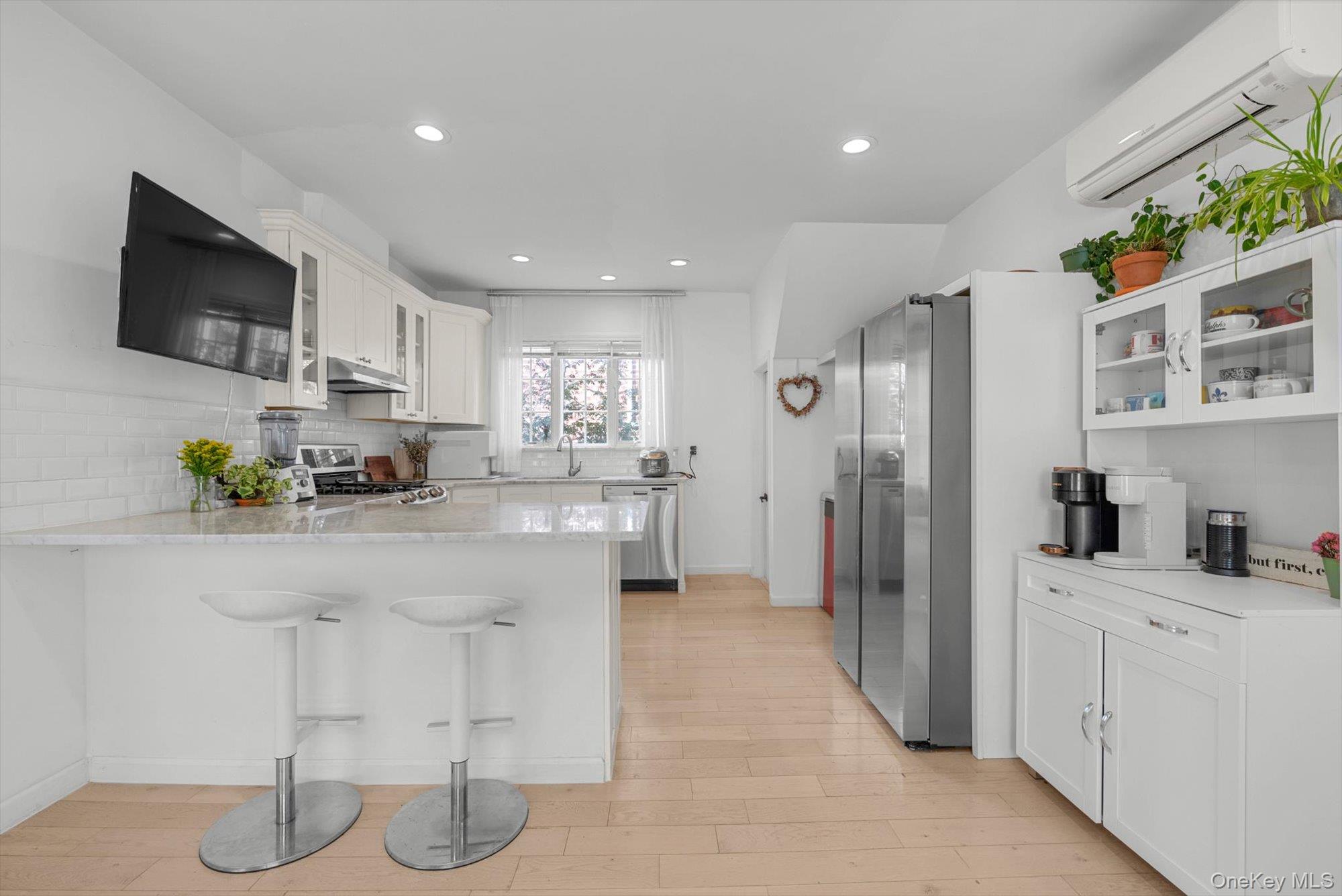 39-12 215TH Place, Bayside, NY 11361