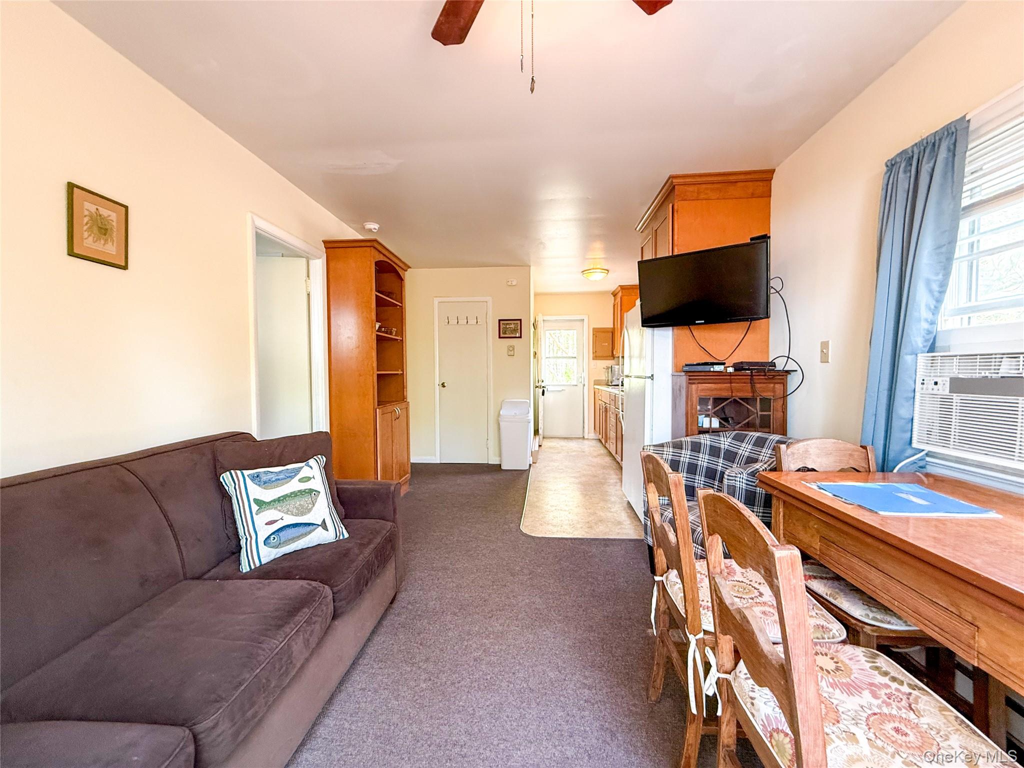 8515 Soundview Avenue, Southold, NY 11971