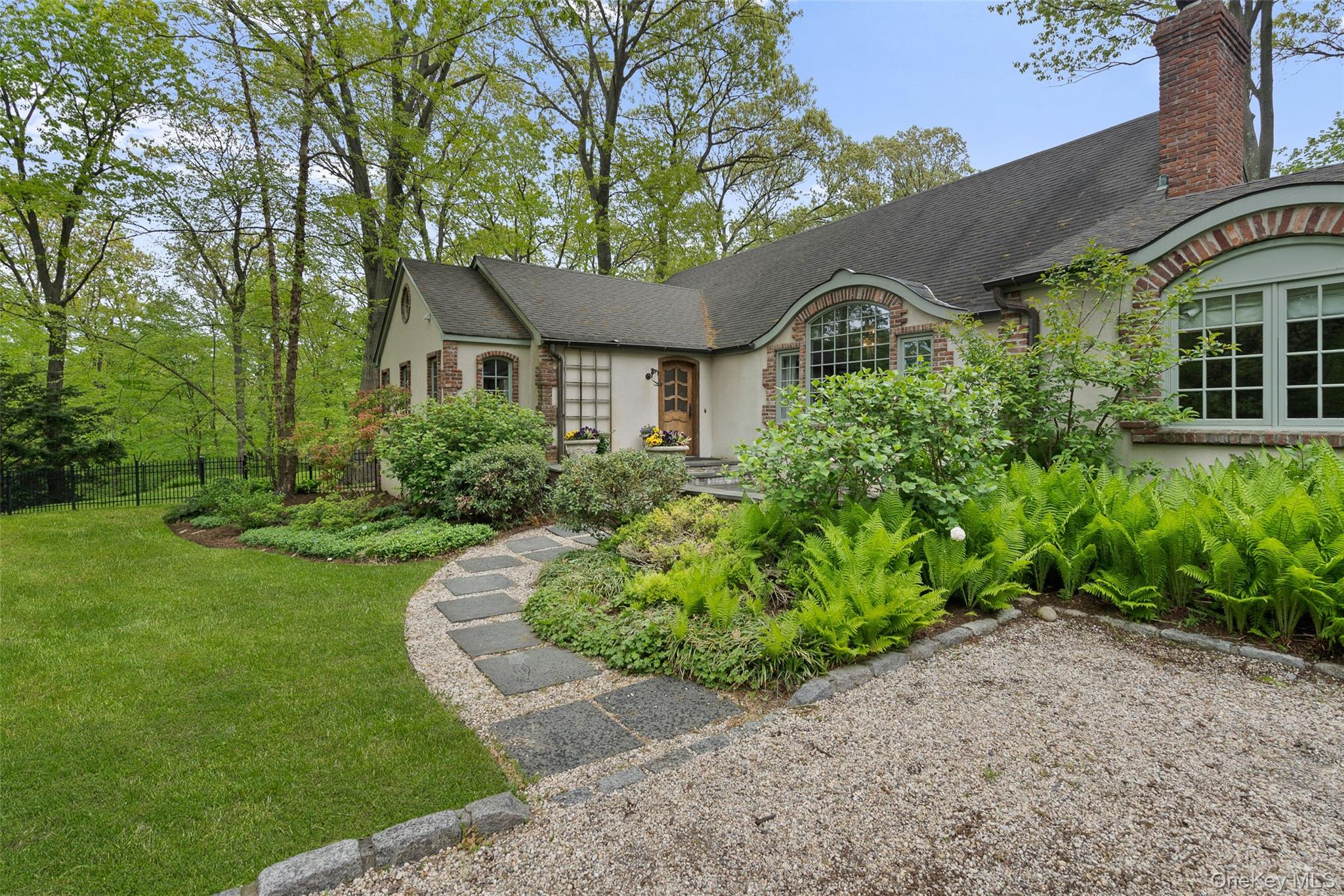 68 Flower Hill Road, Huntington, NY 11743