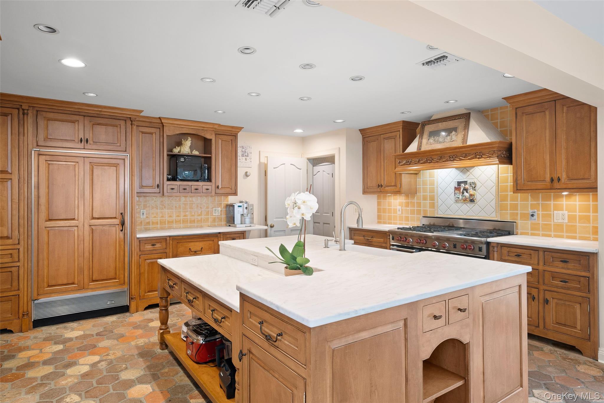 68 Flower Hill Road, Huntington, NY 11743