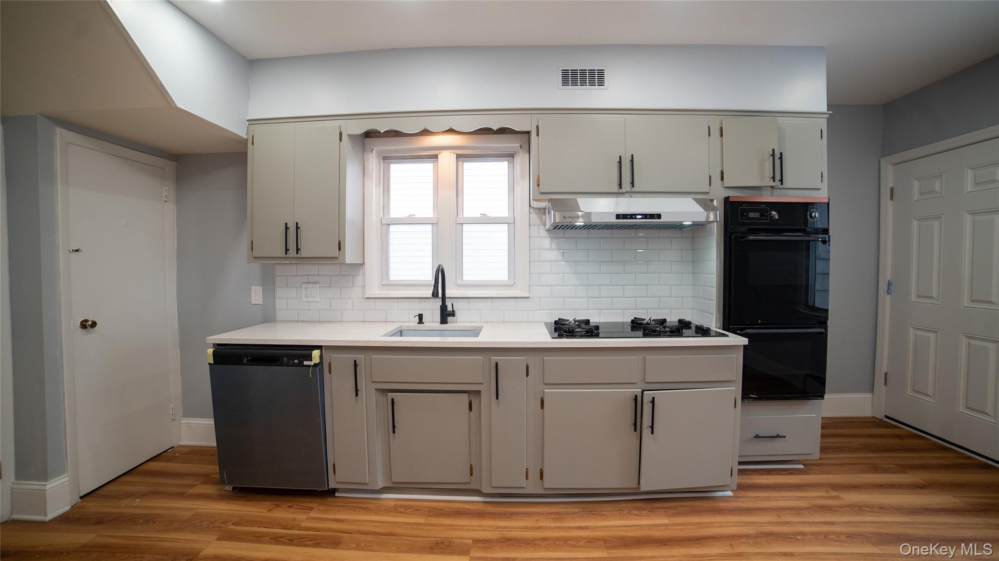 305 N Terrace Avenue, Mount Vernon, NY 10550