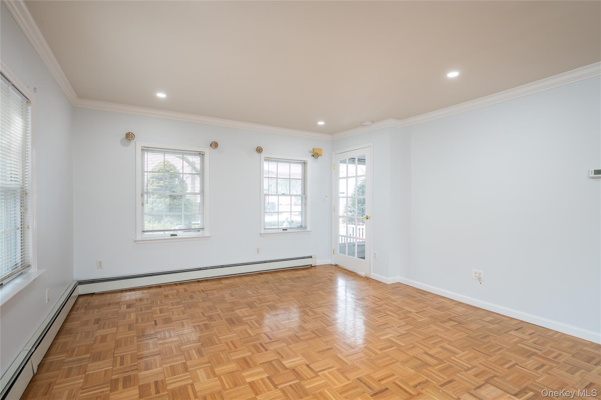 9 Harrison Ave, Hicksville, NY 11801