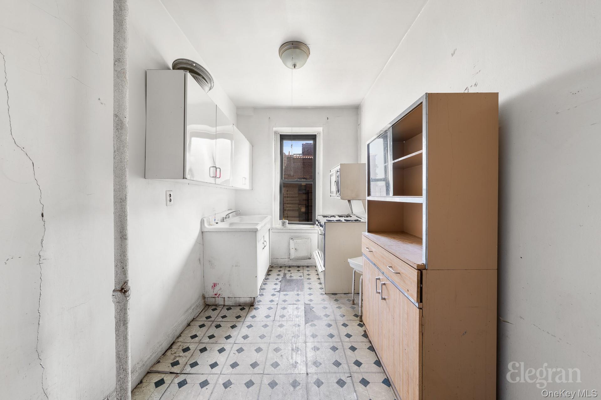 37-30 83rd Street # 4B, Jackson Heights, NY 11372