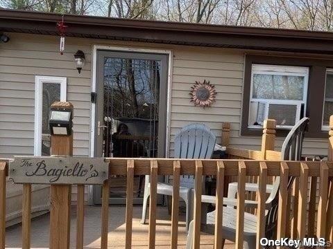 721 Meadow Road, Smithtown, NY 11787