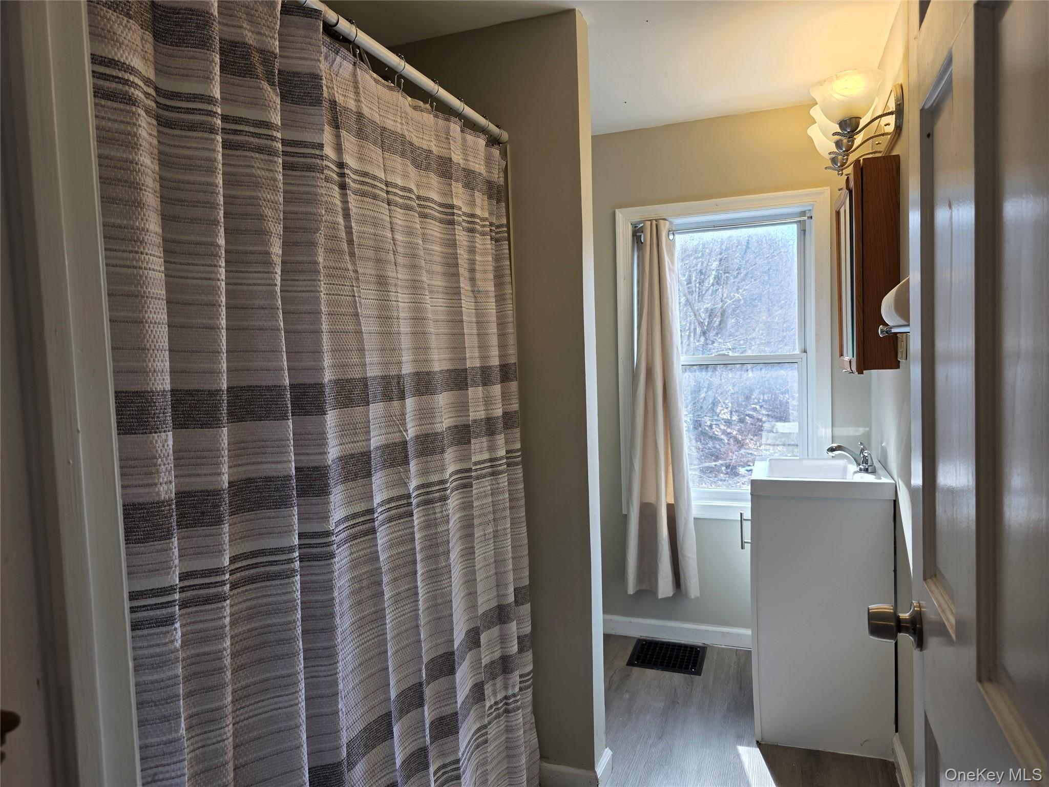 11708 NY 97, Long Eddy, NY 12760