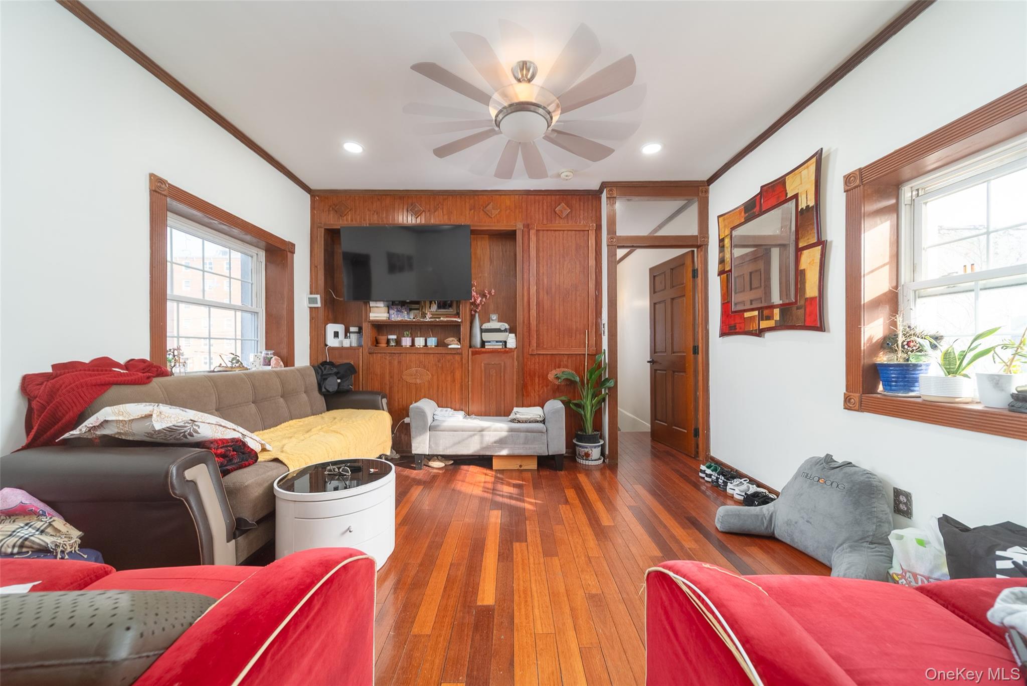 3438 12th Street, Astoria, NY 11106
