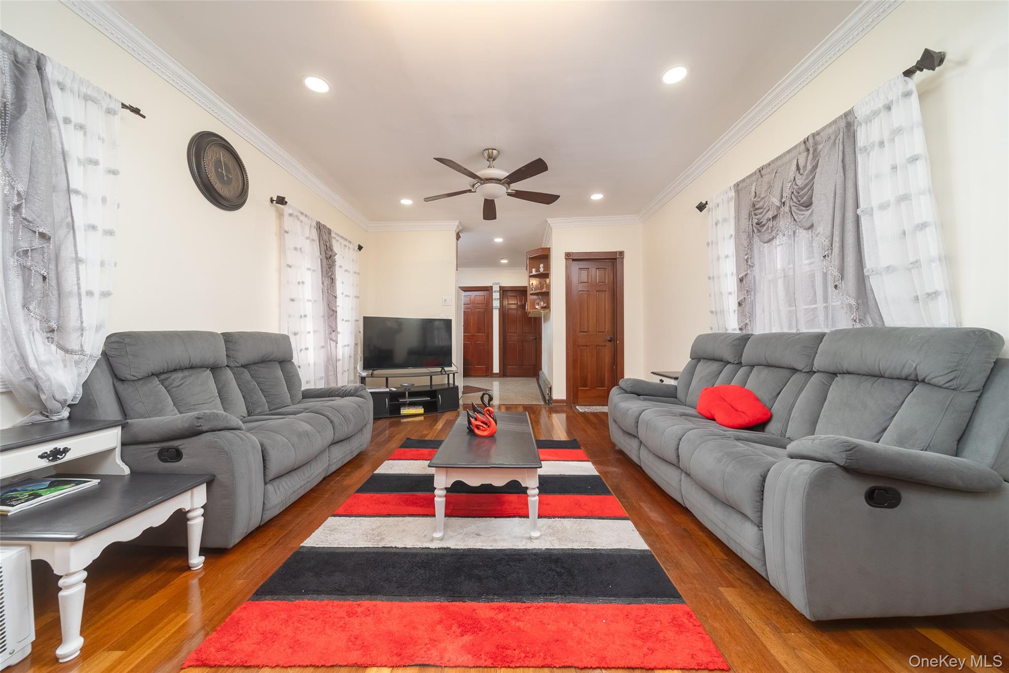 3438 12th Street, Astoria, NY 11106