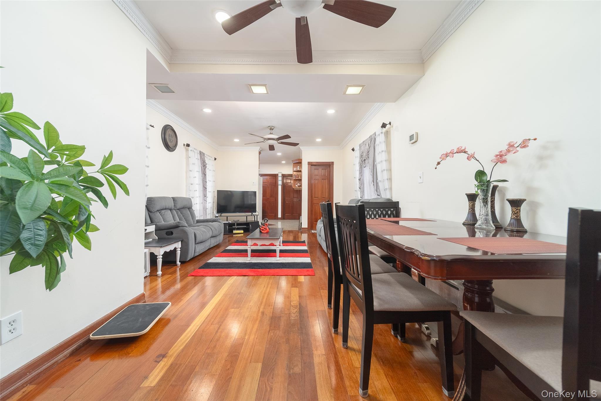 3438 12th Street, Astoria, NY 11106