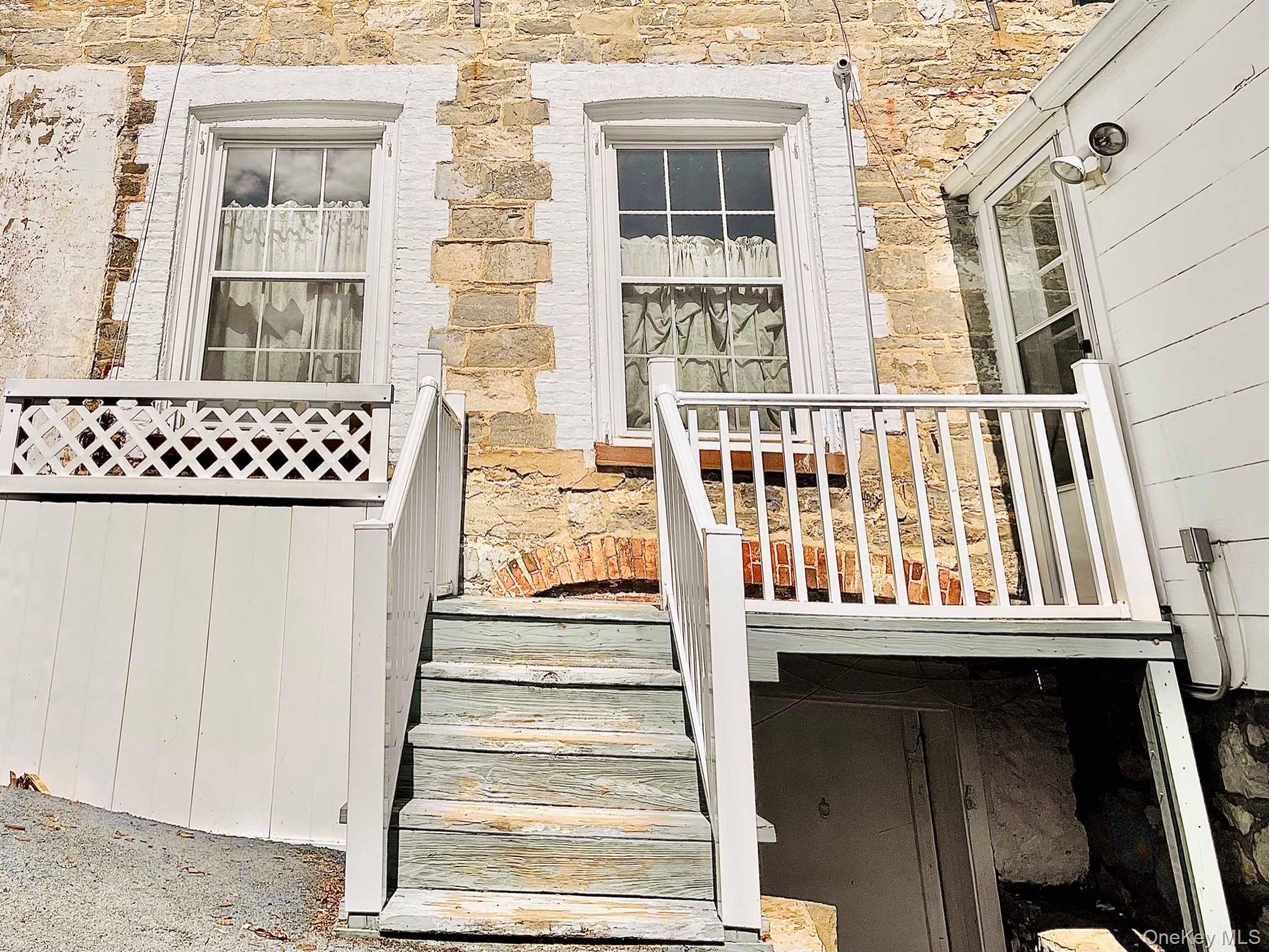 1612 MAIN Street # 4, Pleasant Valley, NY 12569