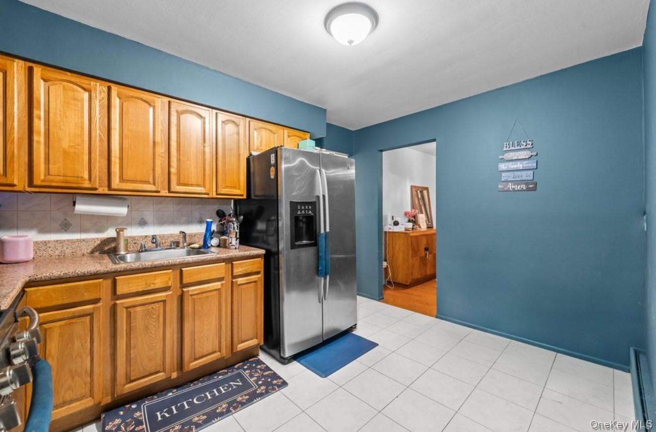 97 Arlington Avenue, Valley Stream, NY 11580