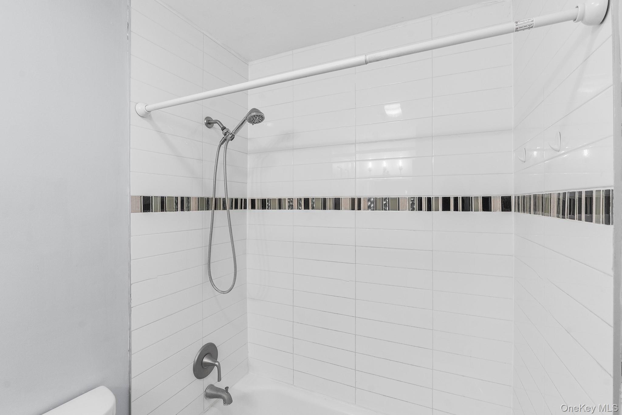 4 Franklin Place, Washingtonville, NY 10992