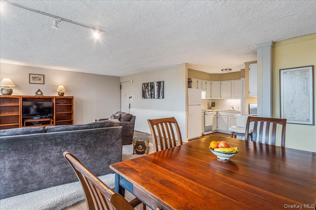 7-24 166th Street # 8C, Beechhurst, NY 11357