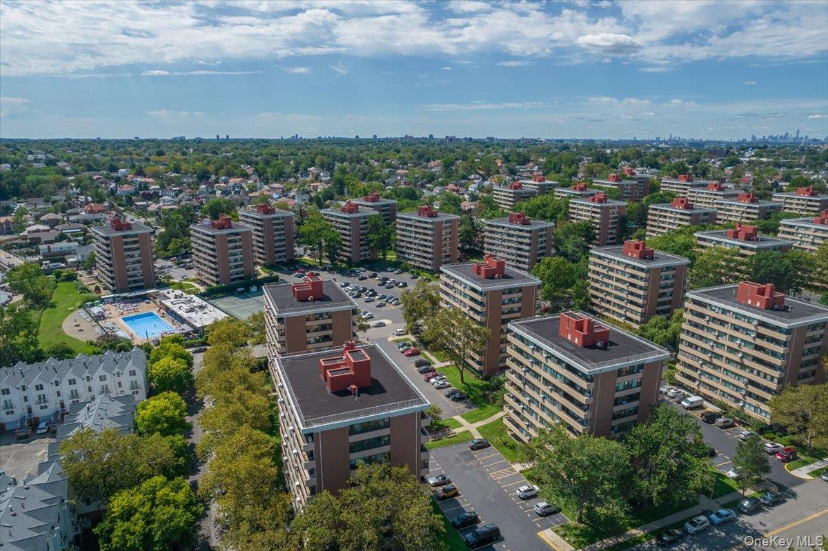 7-24 166th Street # 8C, Beechhurst, NY 11357