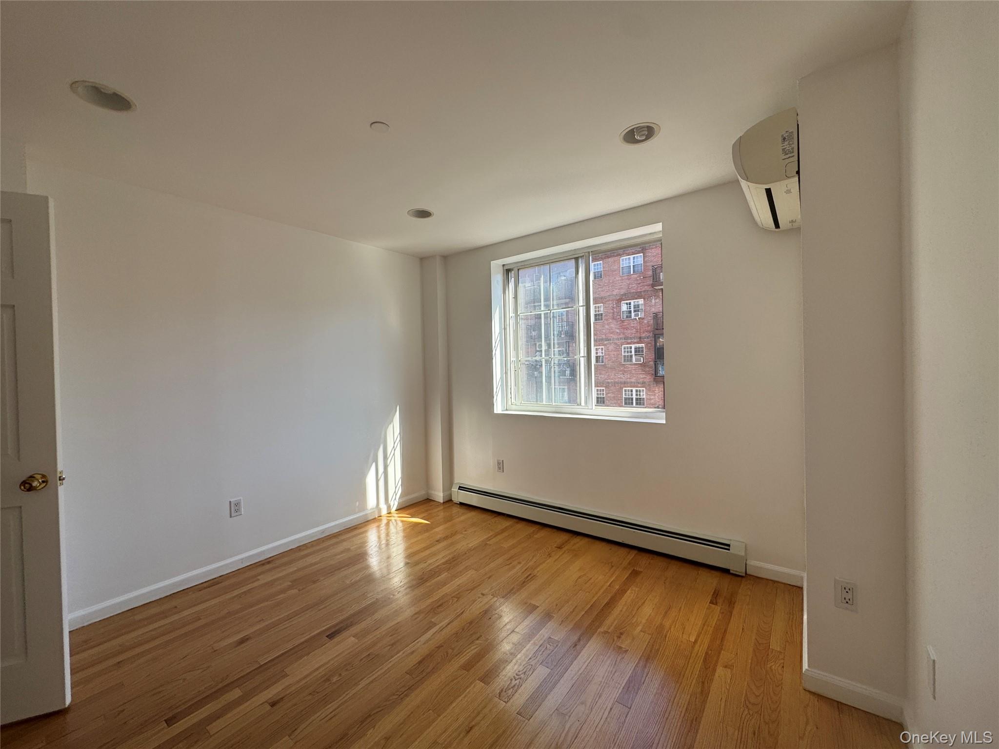 14105 Cherry Avenue # 4D, Flushing, NY 11355