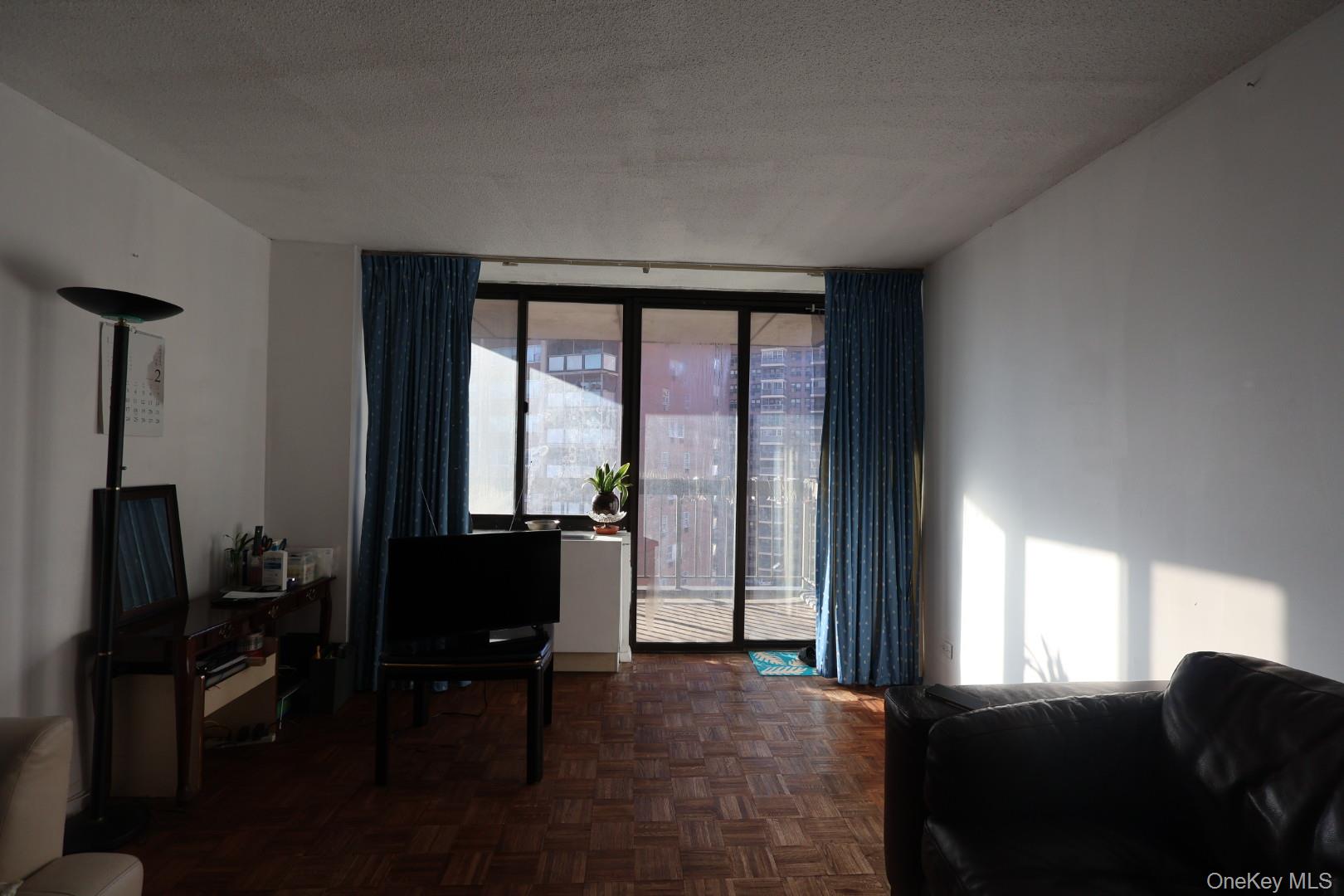 138-35 Elder Avenue # 9C, Flushing, NY 11355