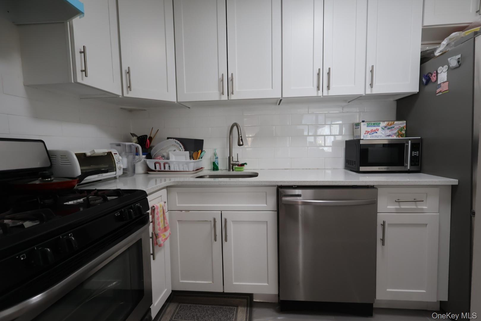 138-35 Elder Avenue # 9C, Flushing, NY 11355