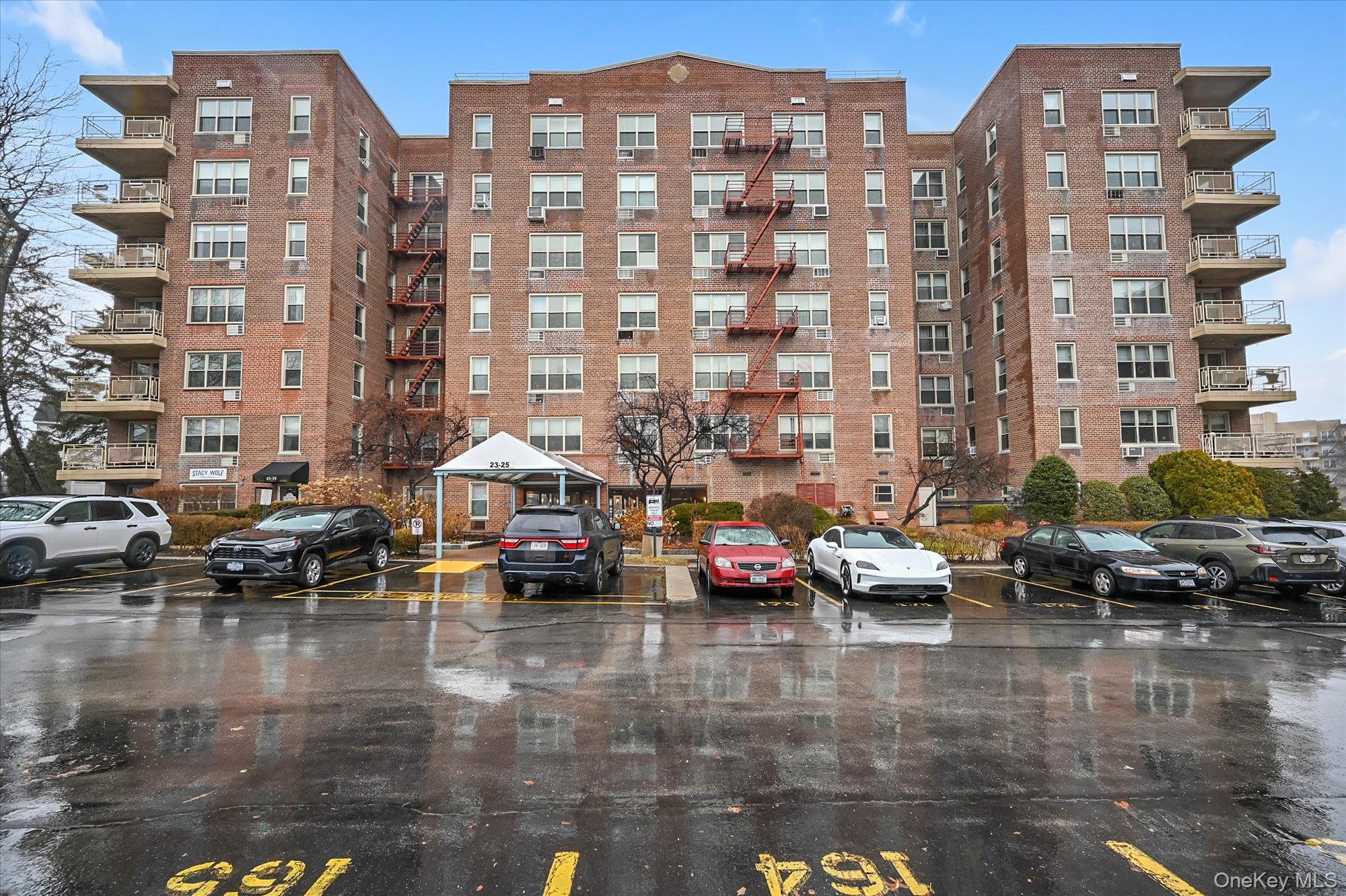 23-25 Bell Boulevard # 6J, Bayside, NY 11360