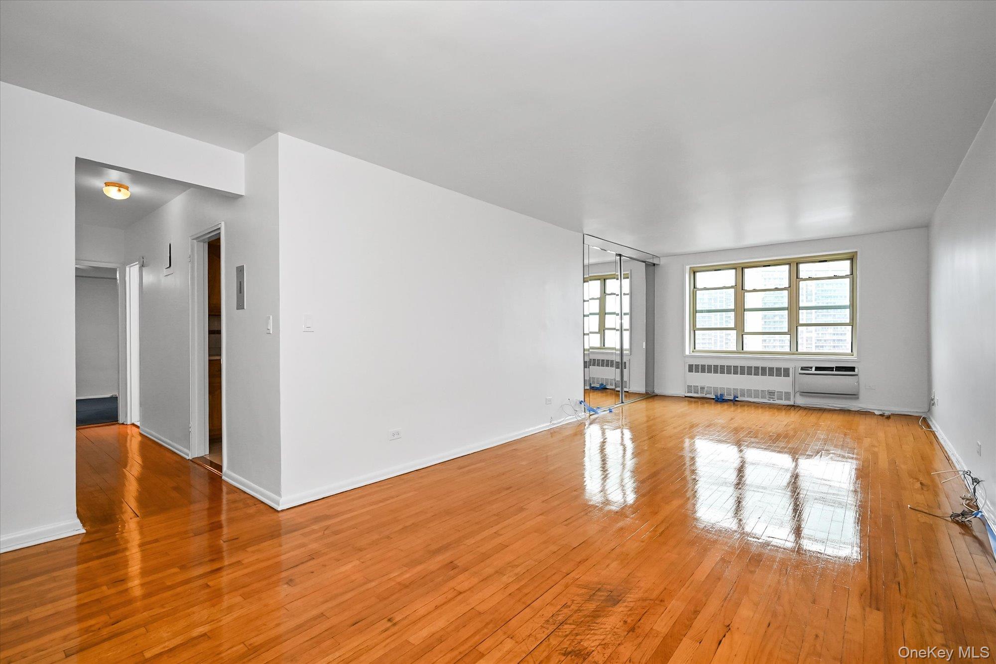 23-25 Bell Boulevard # 6J, Bayside, NY 11360