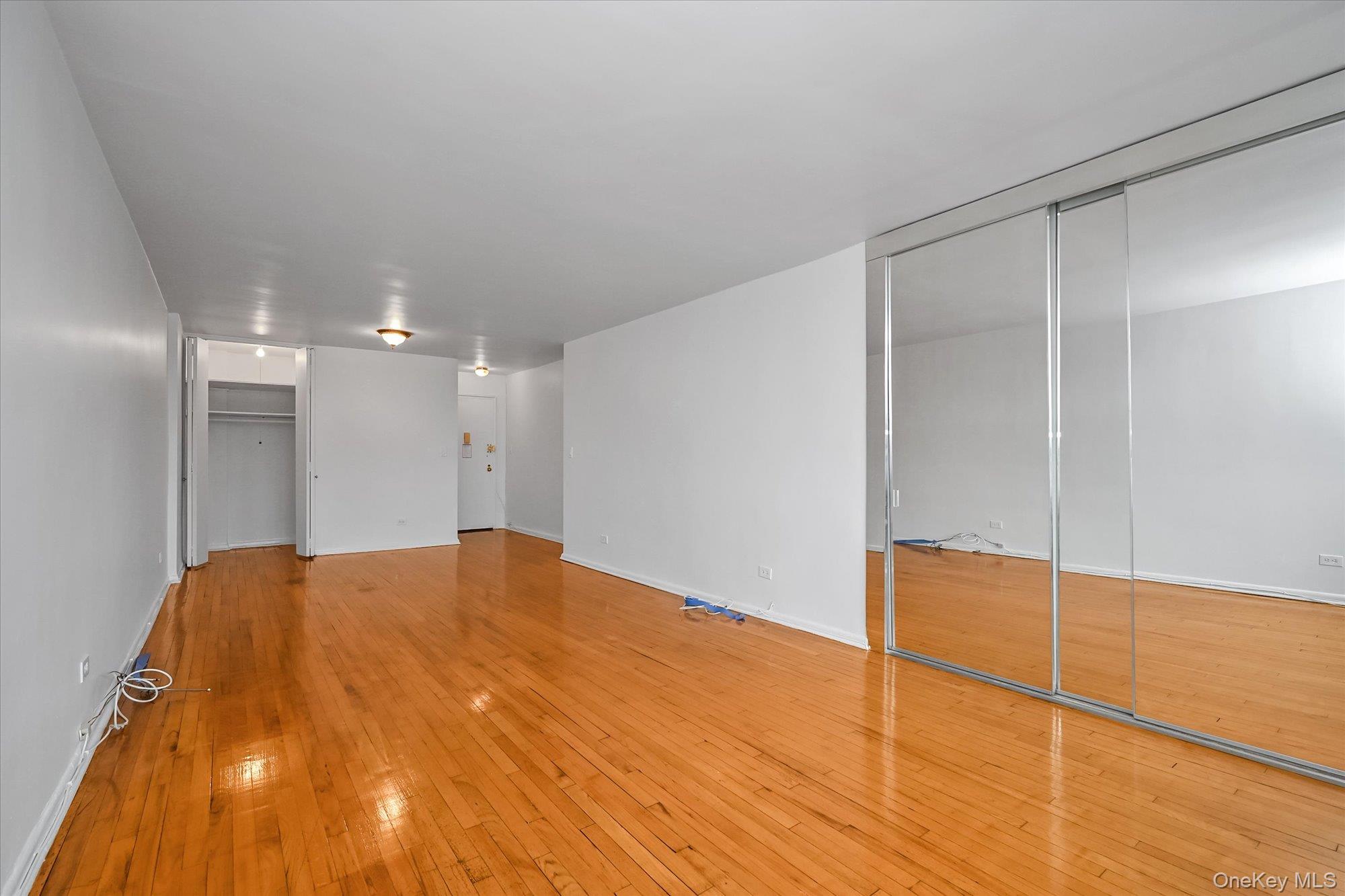 23-25 Bell Boulevard # 6J, Bayside, NY 11360