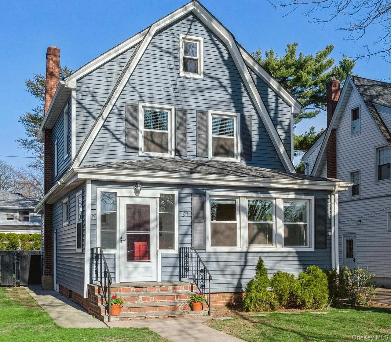 39 Prescott Street, Garden City, NY 11530