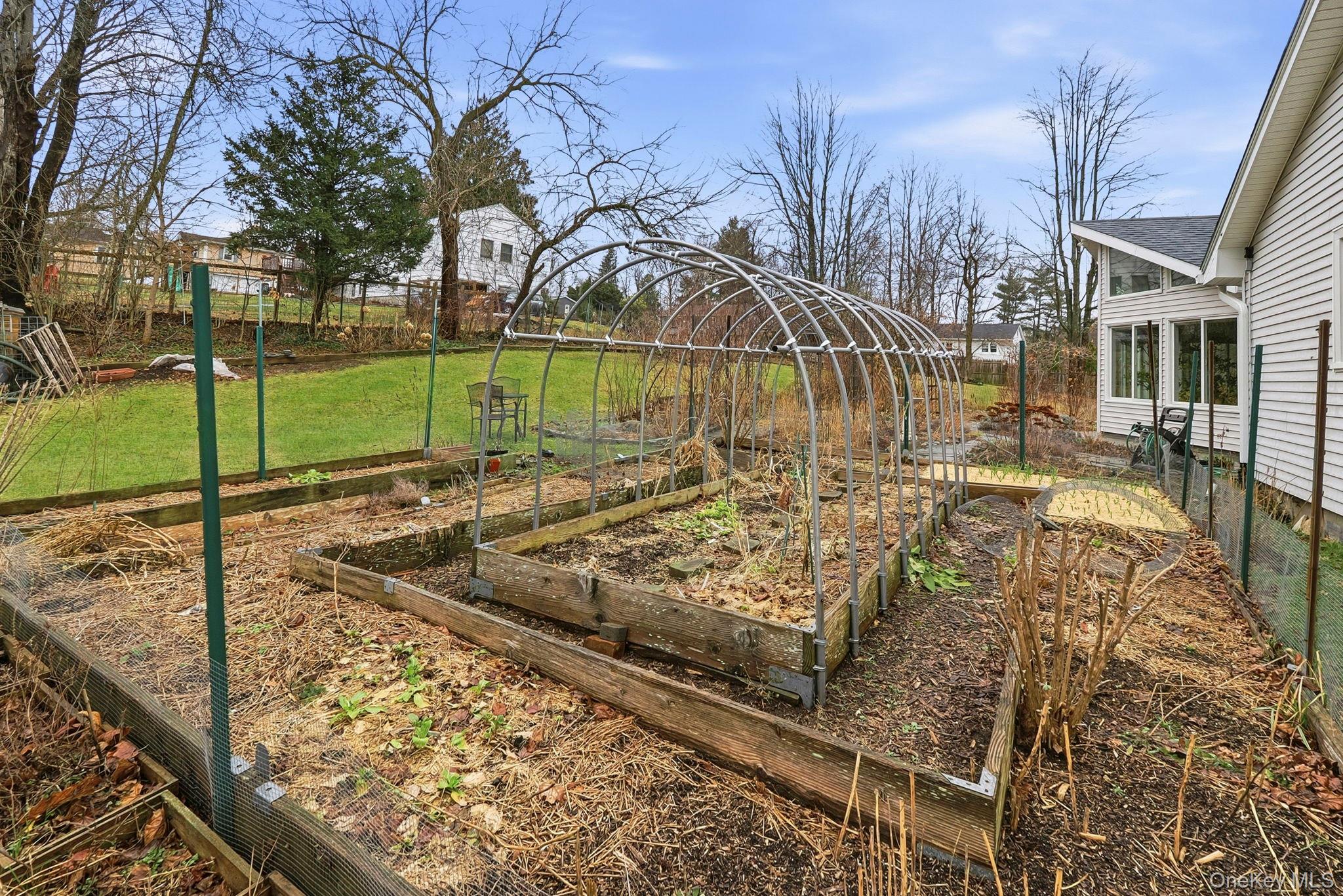 33 Fulmar Road, Mahopac, NY 10541