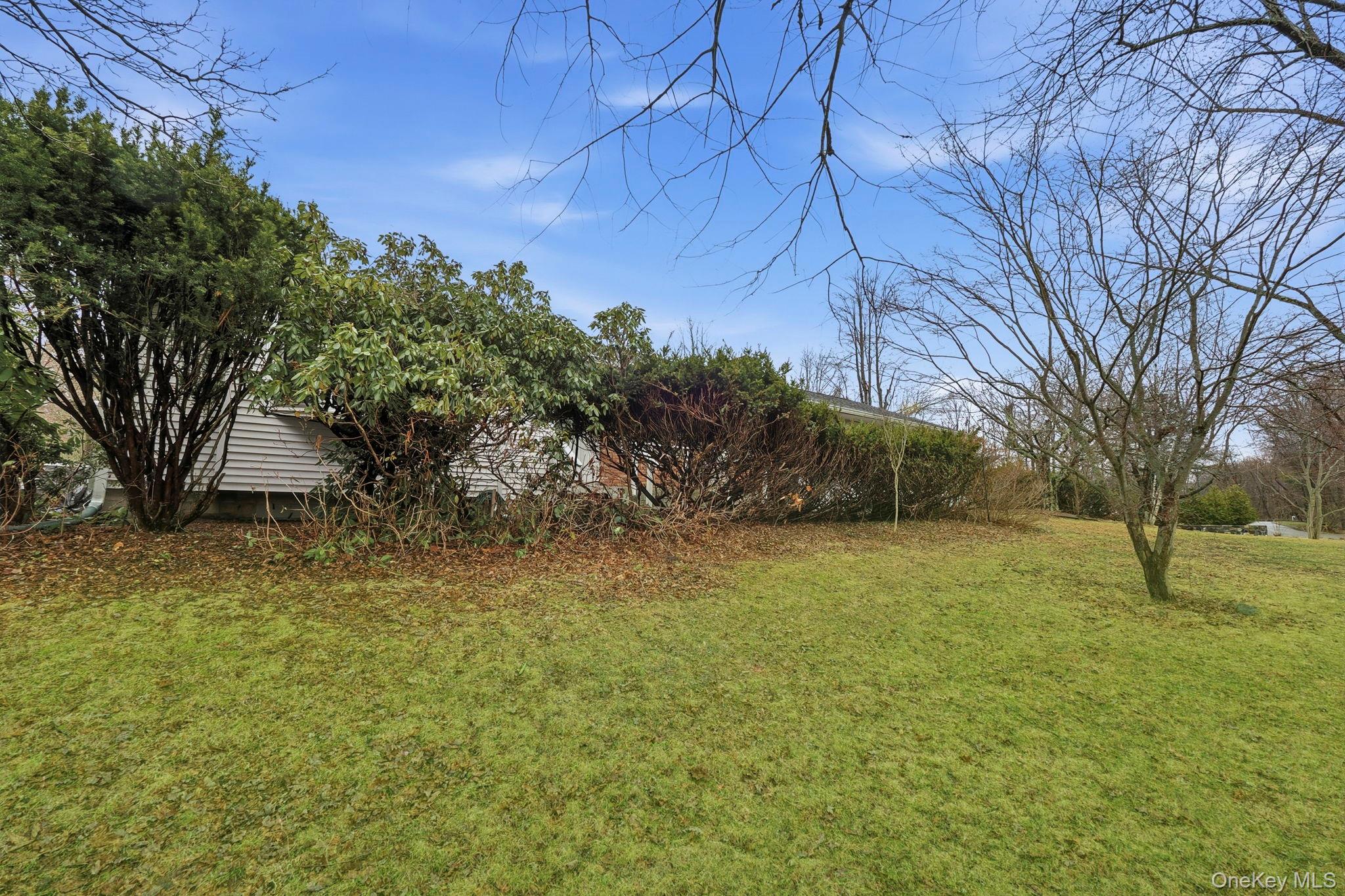 33 Fulmar Road, Mahopac, NY 10541