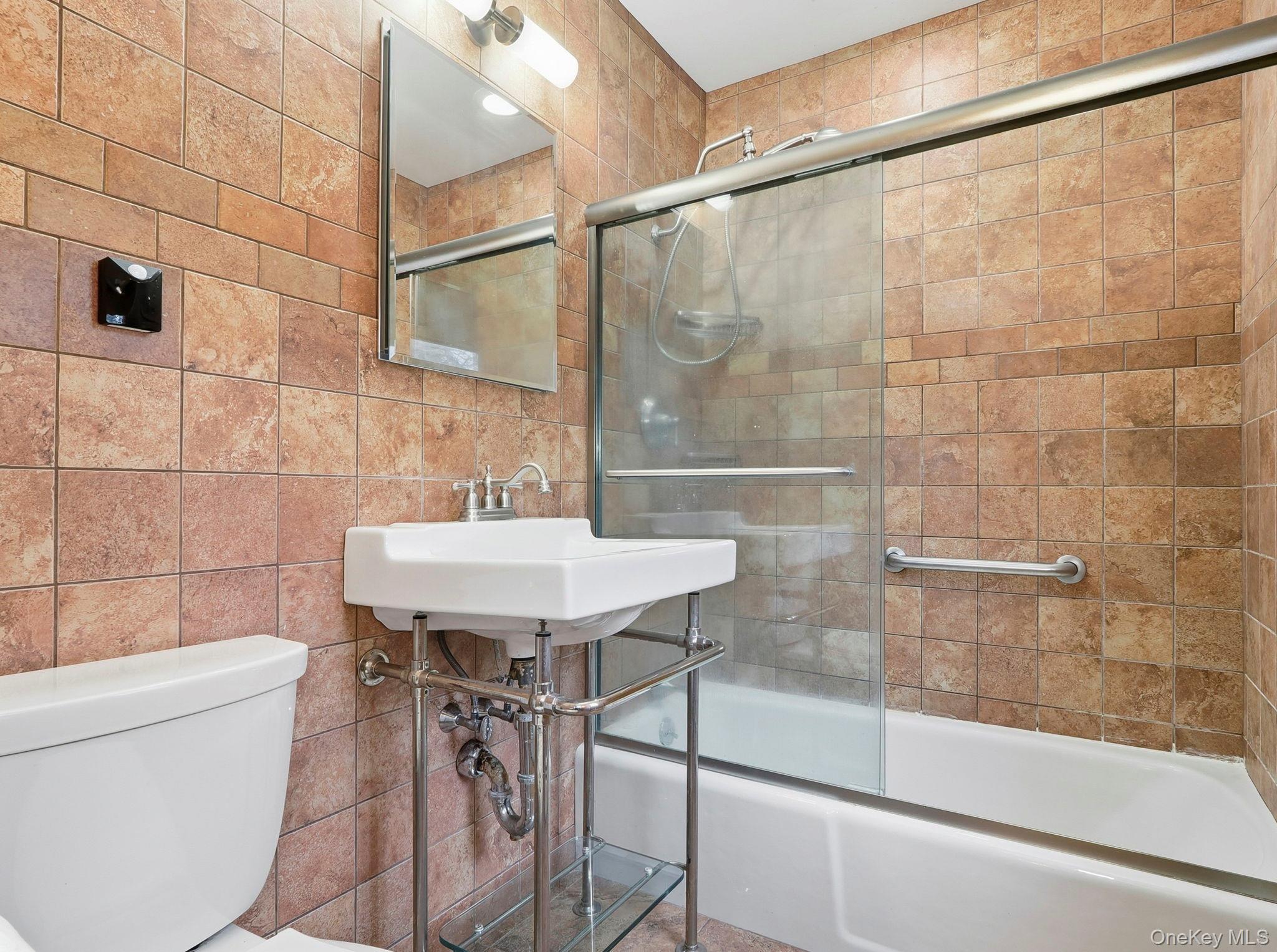 33 Fulmar Road, Mahopac, NY 10541