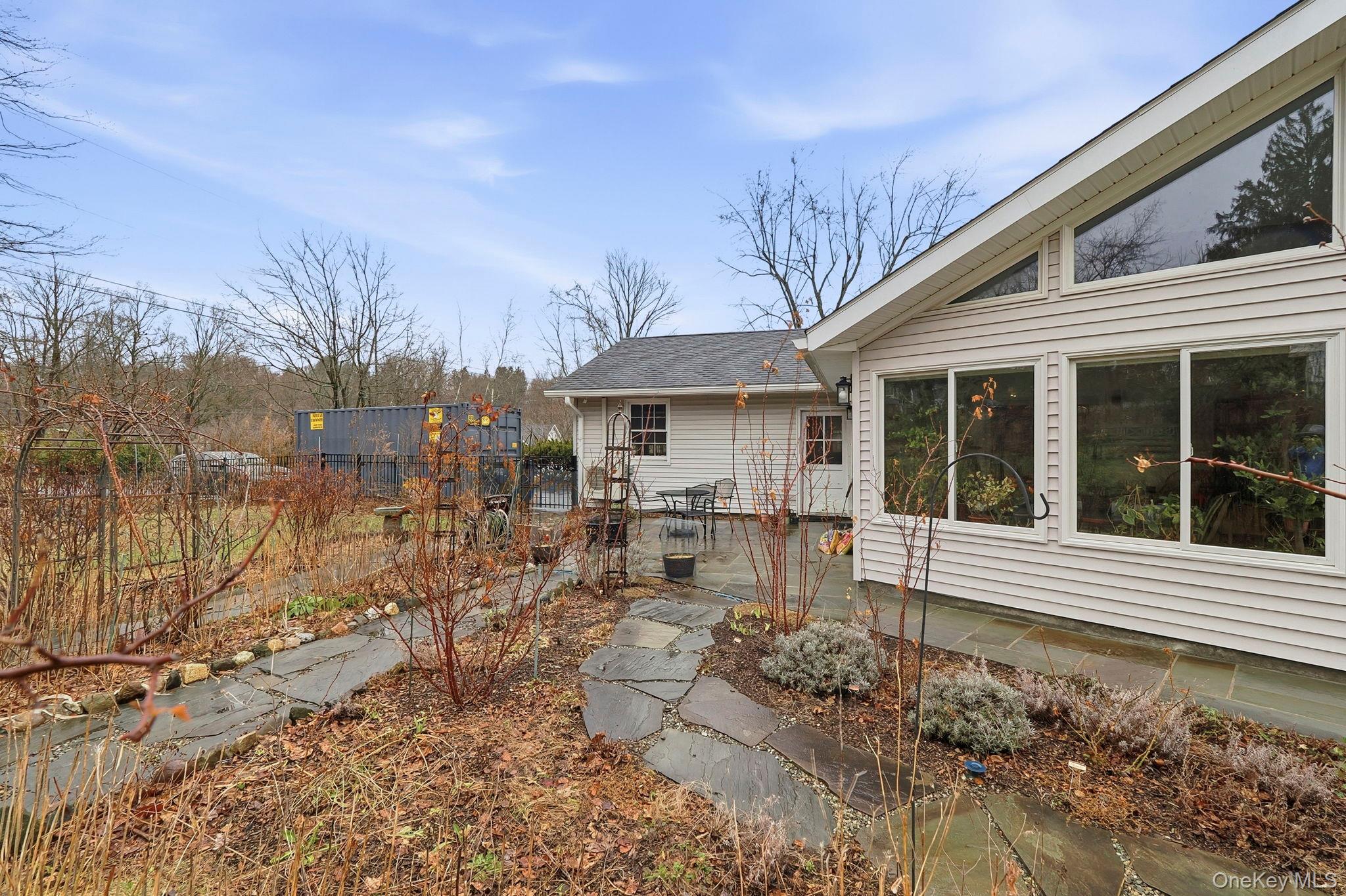 33 Fulmar Road, Mahopac, NY 10541