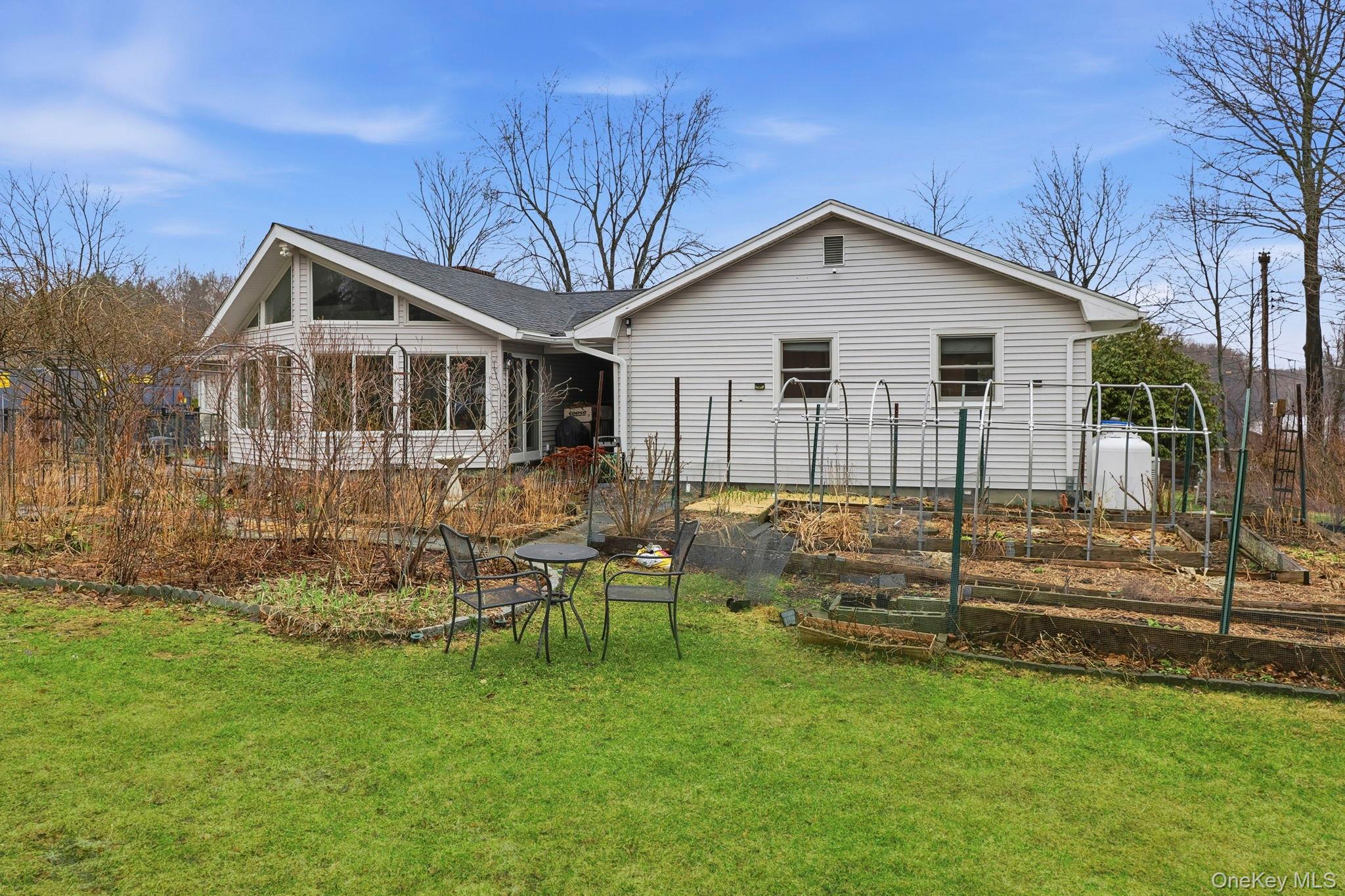 33 Fulmar Road, Mahopac, NY 10541