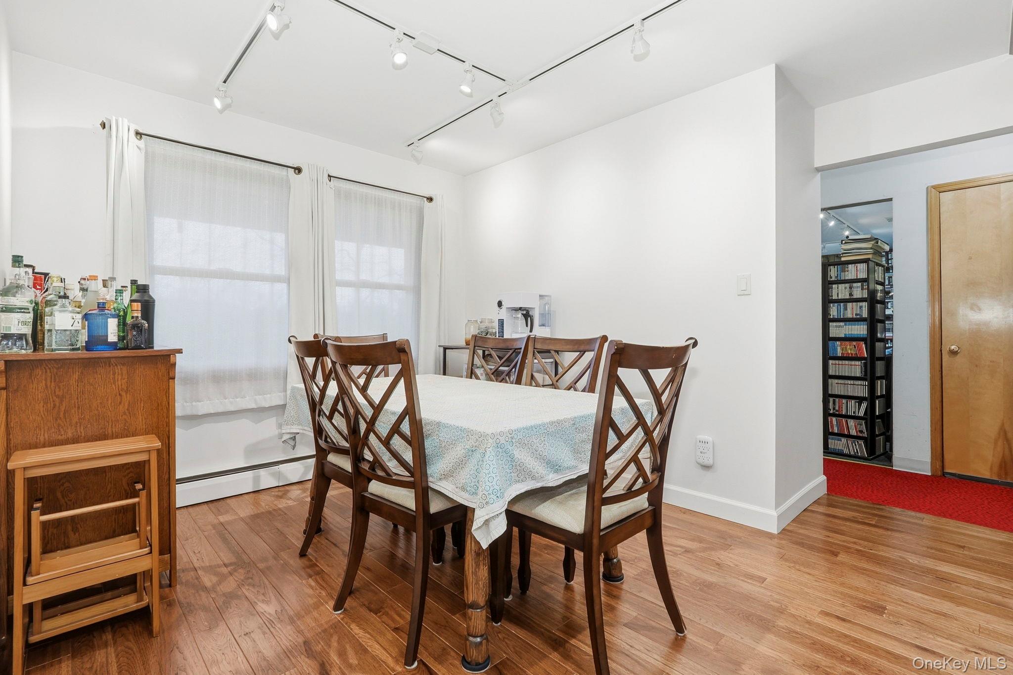 33 Fulmar Road, Mahopac, NY 10541